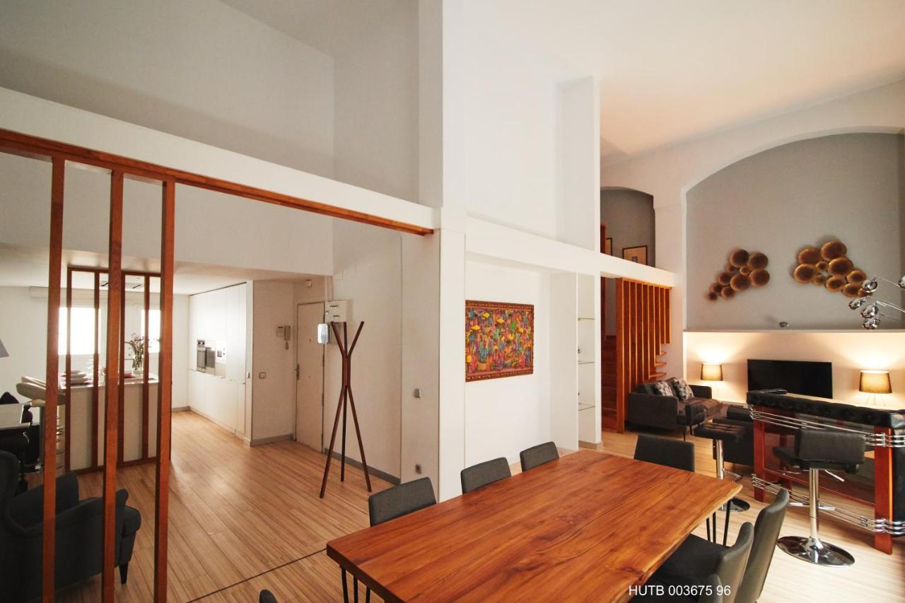 Alcam Alio Cine Apartment บาร์เซโลนา ภายนอก รูปภาพ