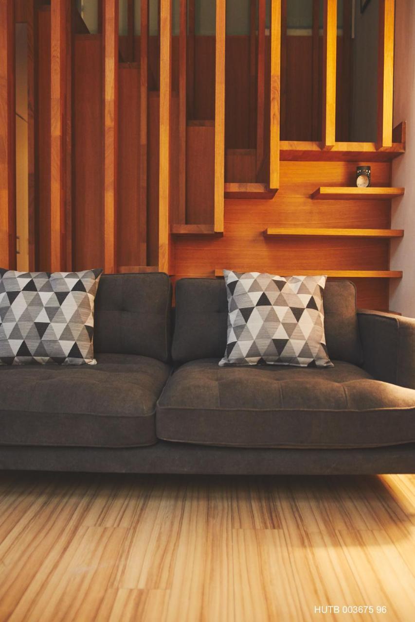 Alcam Alio Cine Apartment บาร์เซโลนา ภายนอก รูปภาพ