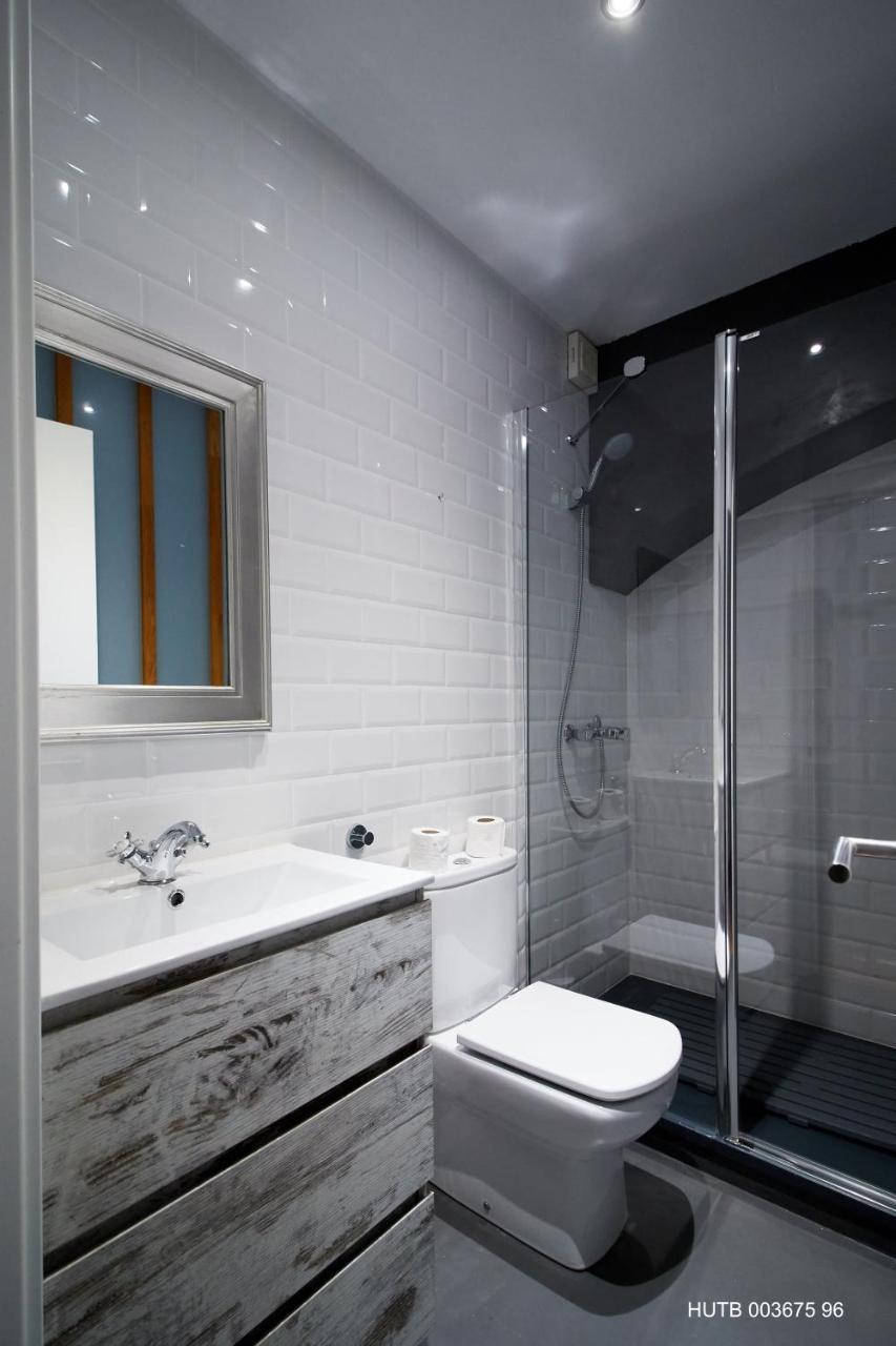 Alcam Alio Cine Apartment บาร์เซโลนา ภายนอก รูปภาพ